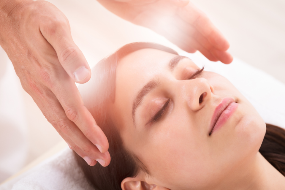 REIKI ROSA Holístico (1)